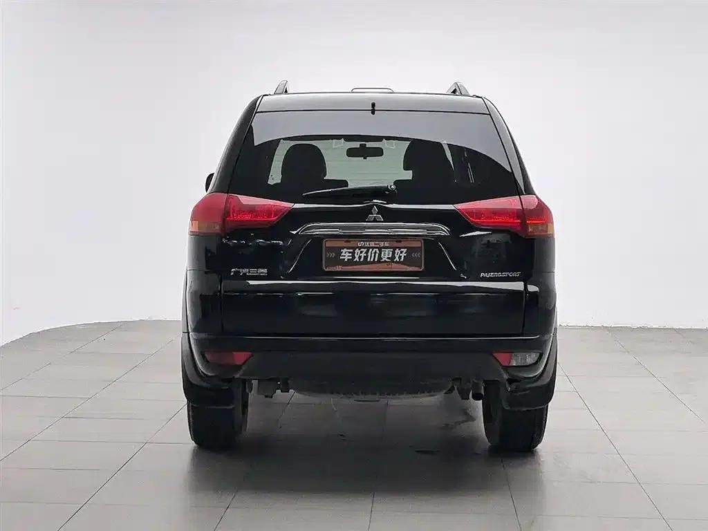 2013 Pajero Sport 3.0L Automatic 2WD Luxury Edition — миниатюра 4