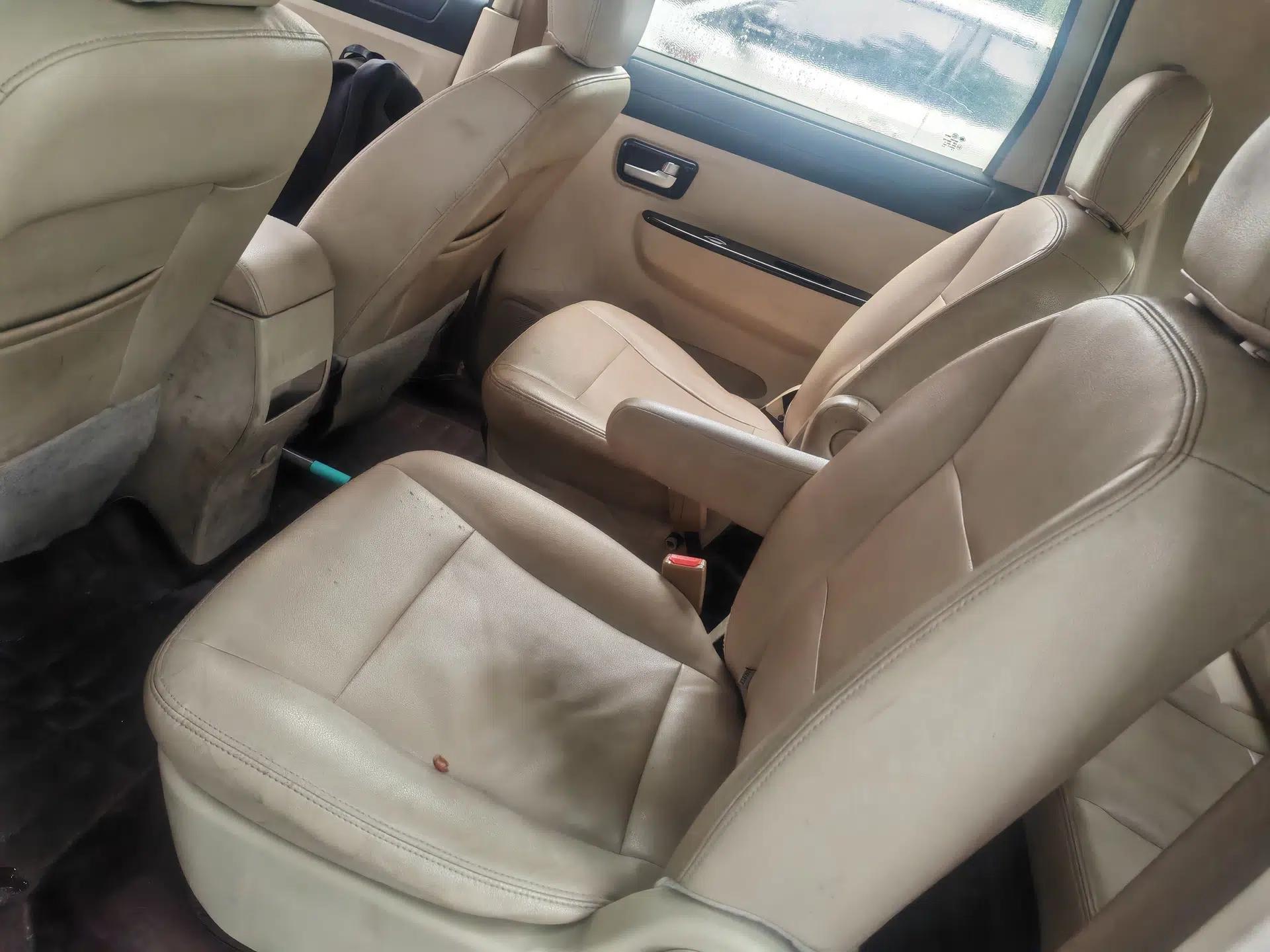 Dongfeng Fengon 370 2016 1.5L Manual Standard Edition SFG15-05 7 Seats — миниатюра 18