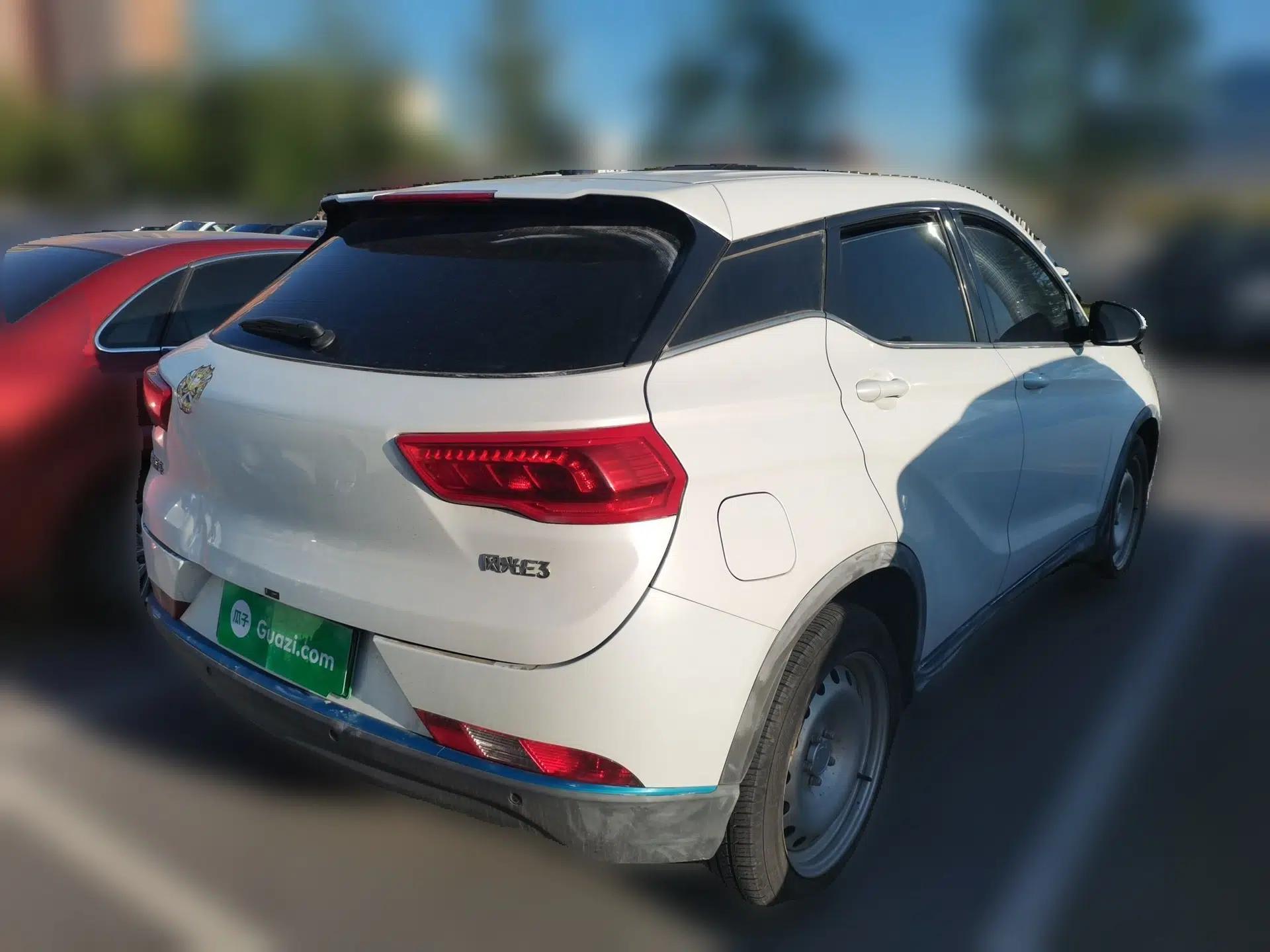 Dongfeng Fengon E3 2019 EVR Range-Extended Smart Enjoyment Model — миниатюра 6