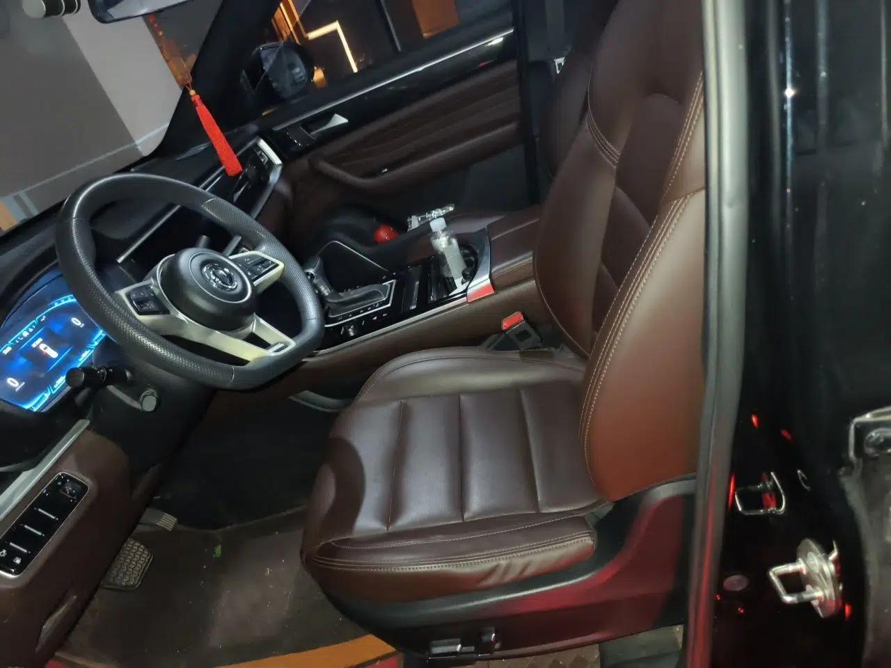 Dongfeng Fengon ix7 2020 2.0 TGDI Automatic All-Wheel-Drive Pioneer Edition — миниатюра 16