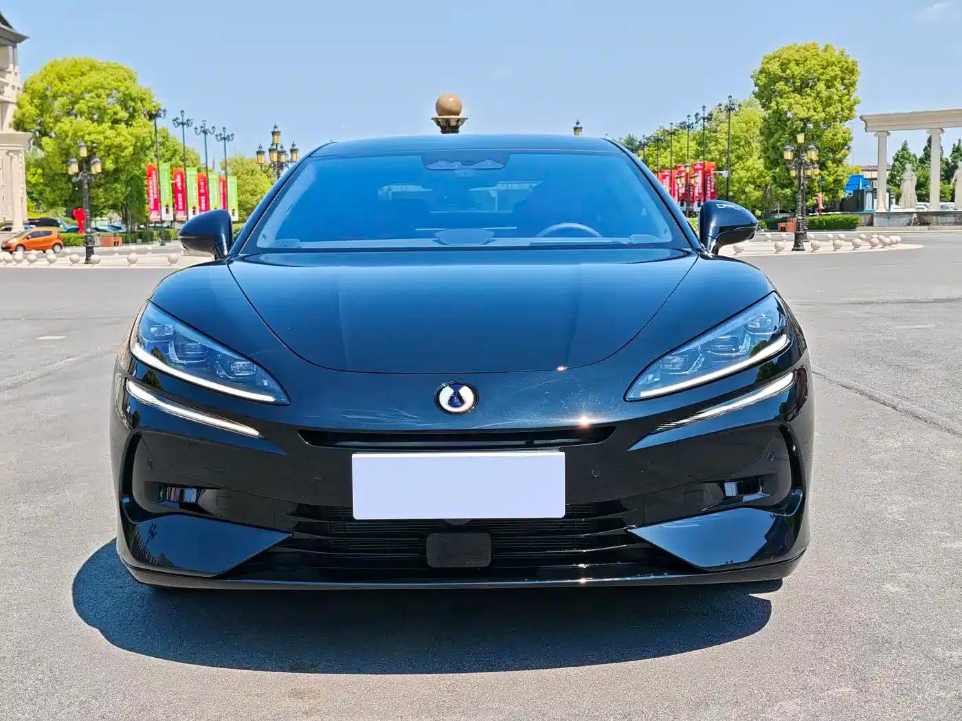 Denza Z9 2024 Model 1100km AWD Max Edition — миниатюра 2