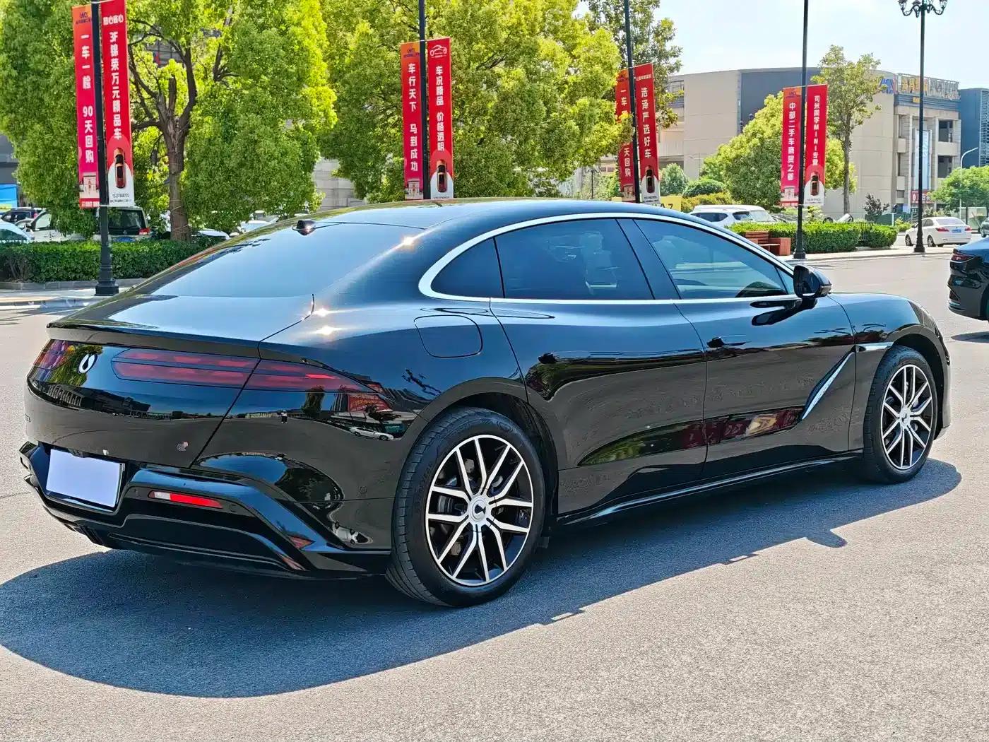 Denza Z9 2024 Model 1100km AWD Max Edition — миниатюра 9