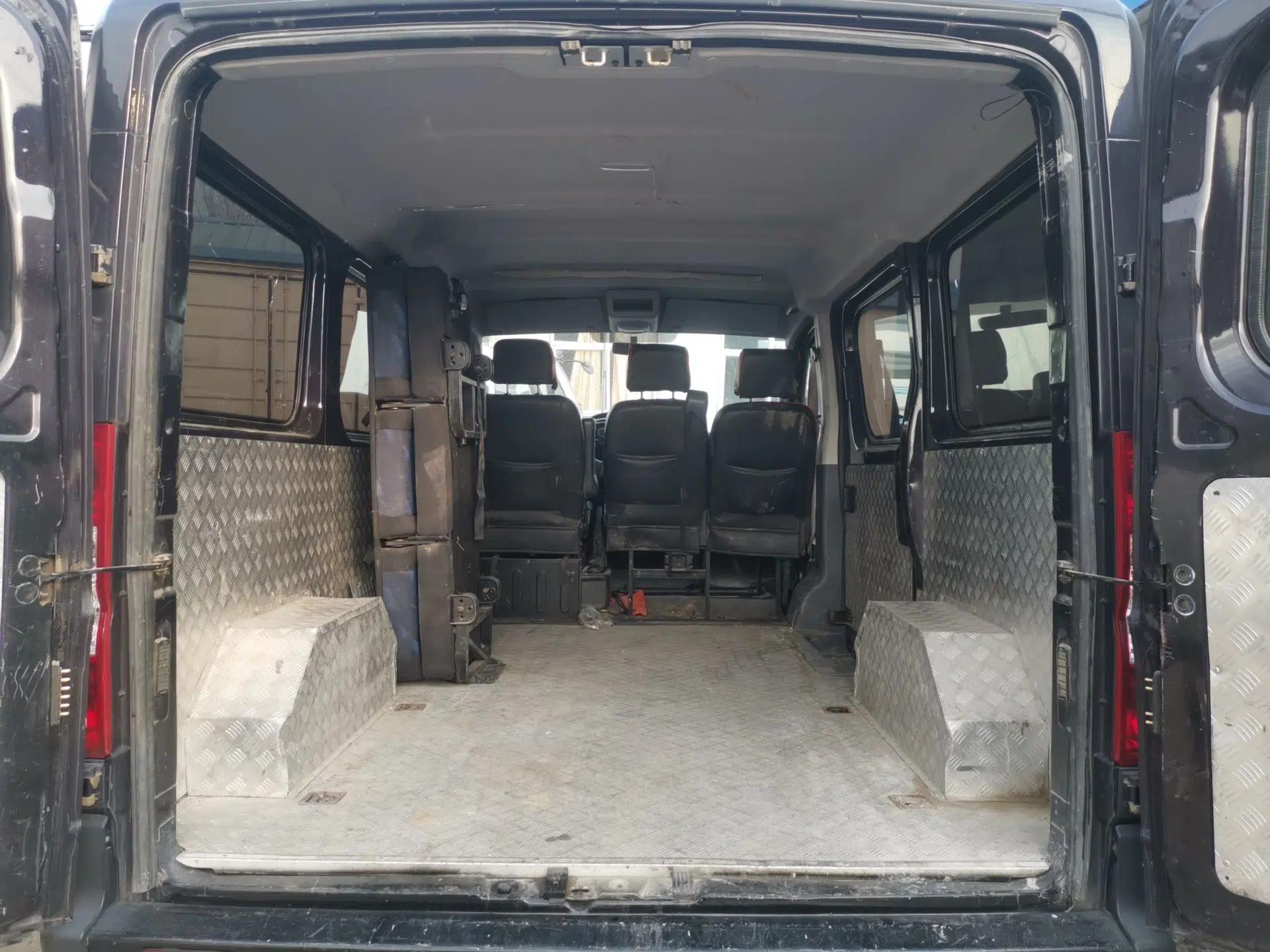 Dongfeng Yufeng  — миниатюра 20