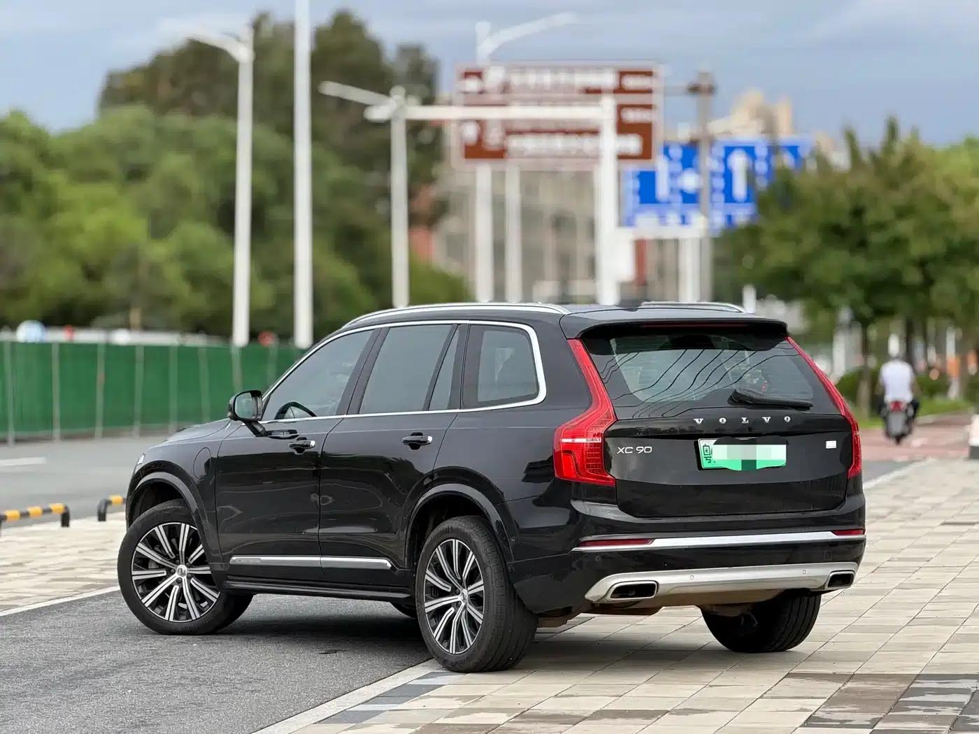 2021 Volvo XC90 Plug-in Hybrid E-Drive Hybrid T8 Inscription Luxury Edition (7-seater) — миниатюра 2