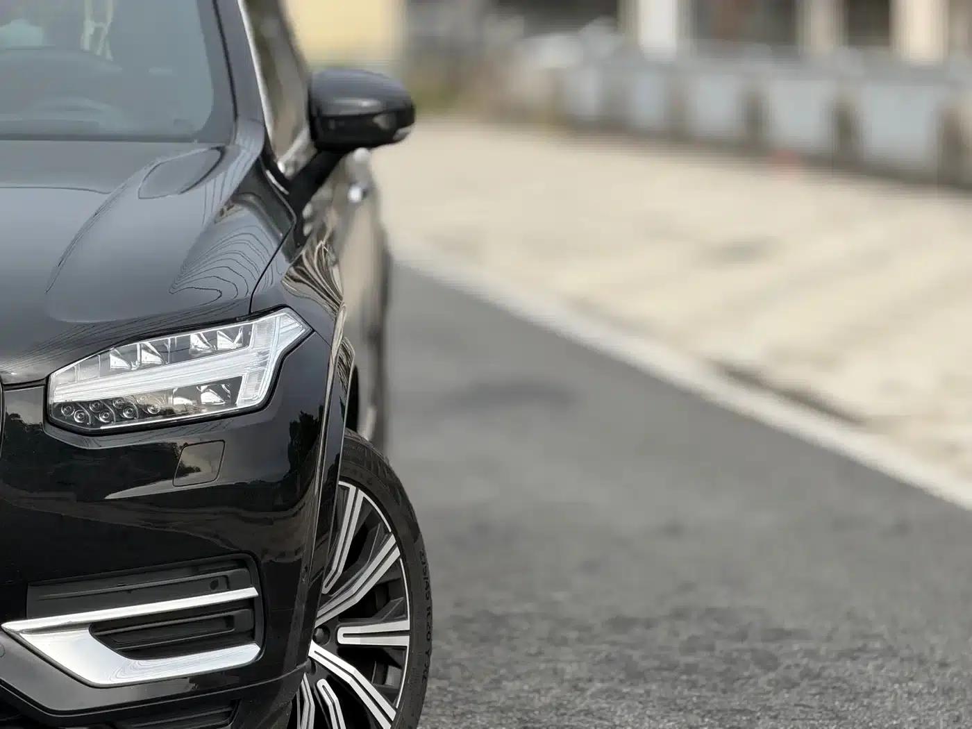 2021 Volvo XC90 Plug-in Hybrid E-Drive Hybrid T8 Inscription Luxury Edition (7-seater) — миниатюра 5