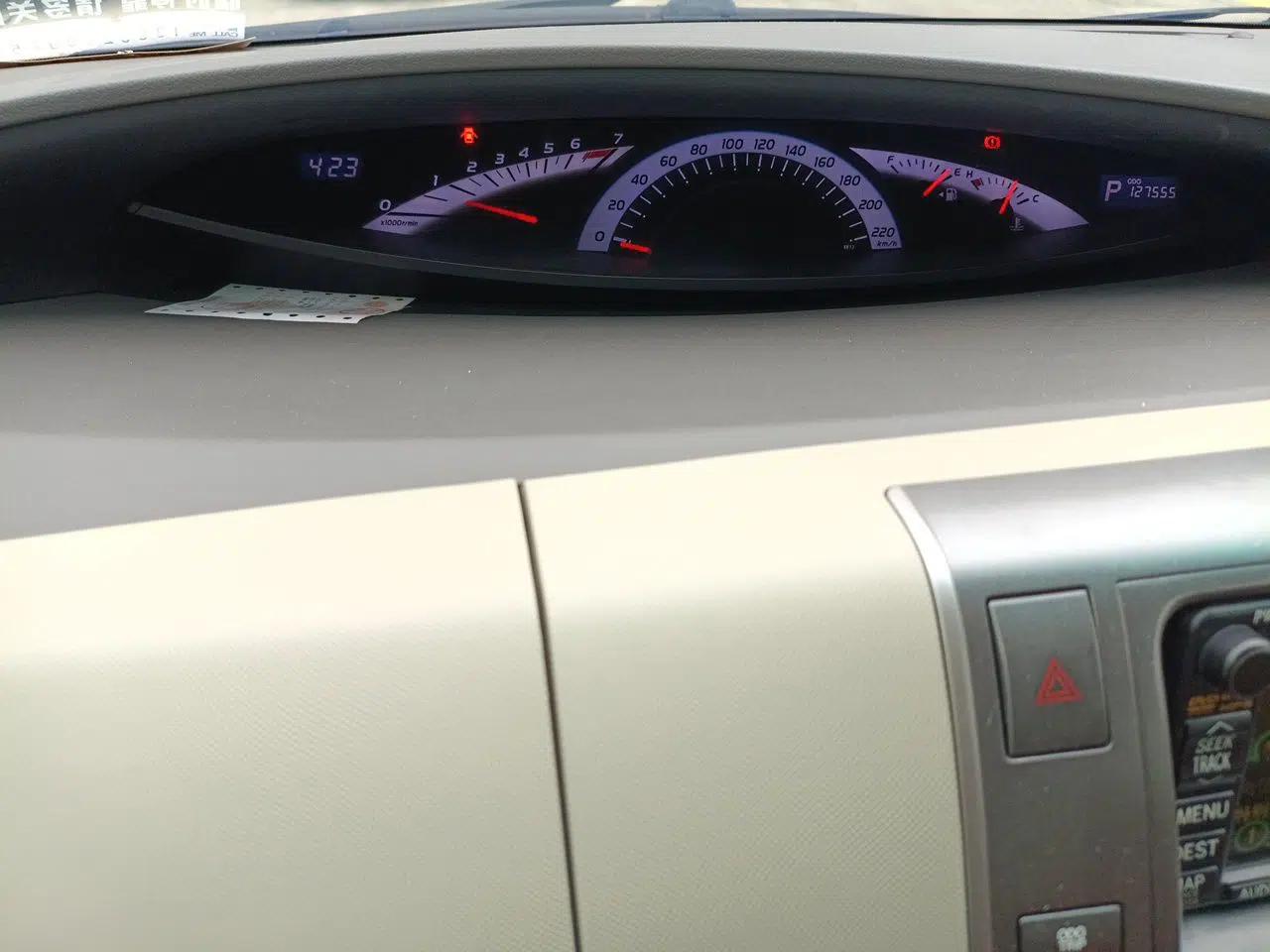 Toyota Previa 2012 2.4L 7-Seater Luxury Edition — миниатюра 12