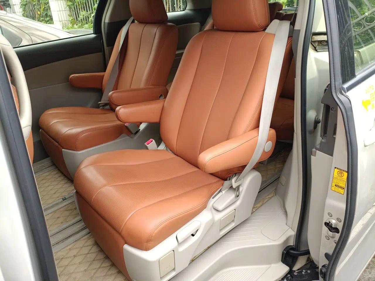 Toyota Previa 2012 2.4L 7-Seater Luxury Edition — миниатюра 18