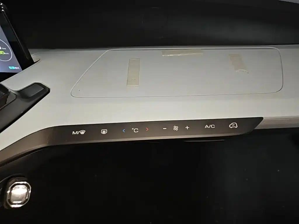 Wuling NanoEV 2021 Passion Edition — миниатюра 13