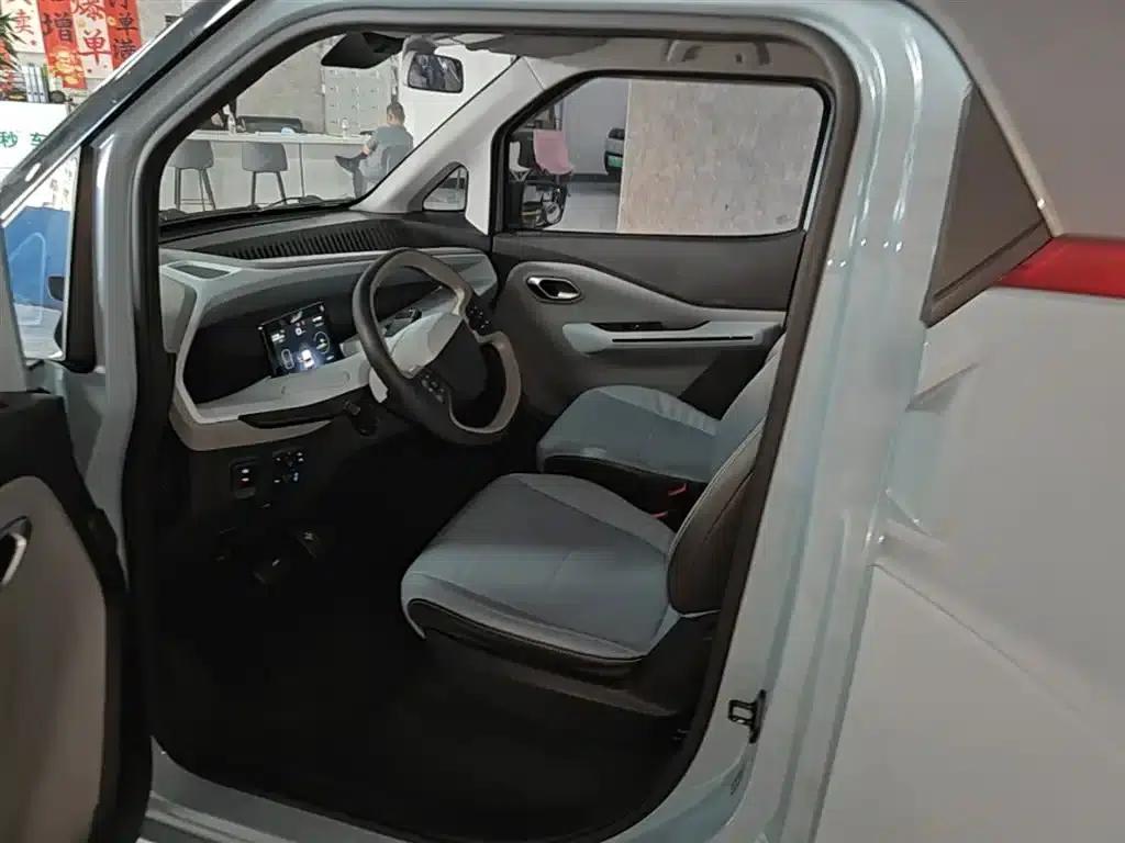 Wuling NanoEV 2021 Passion Edition — миниатюра 15