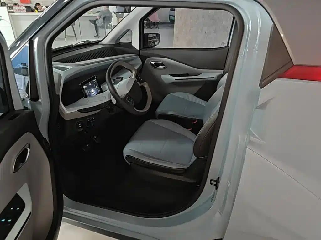 Wuling NanoEV 2021 Passion Edition — миниатюра 17