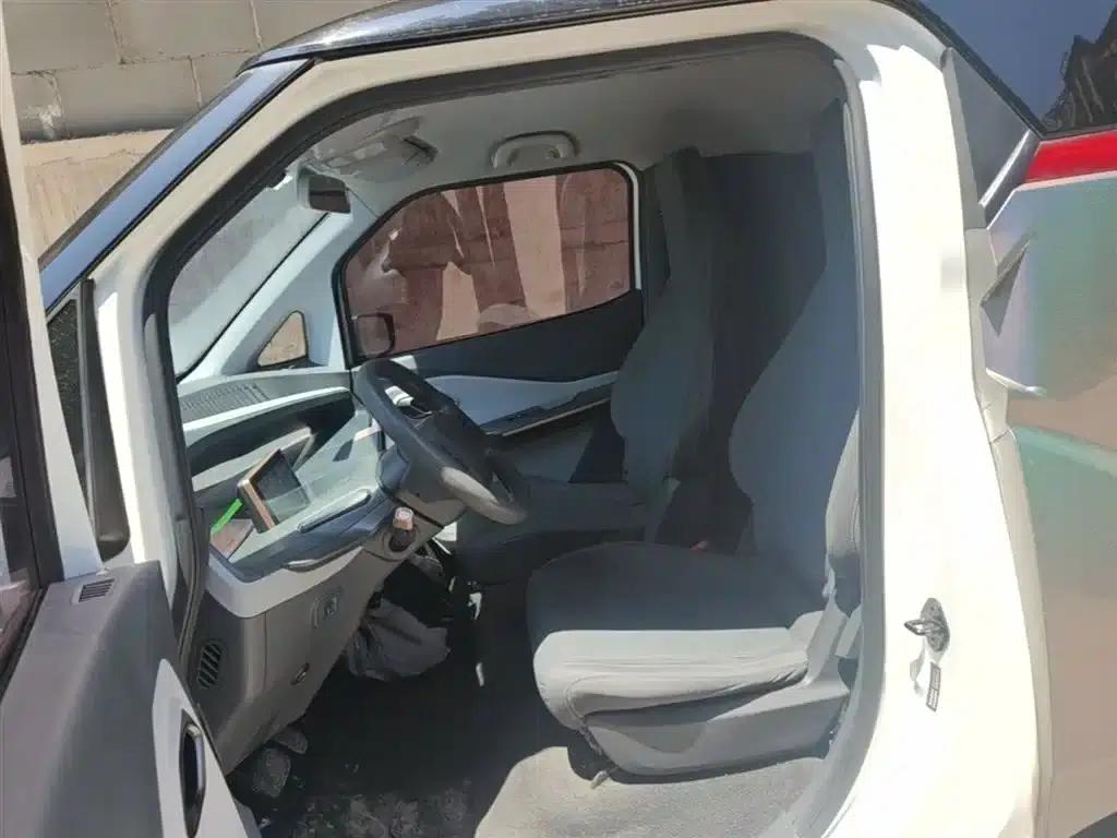 Wuling NanoEV 2021 Fun Edition - High Power Version — миниатюра 15