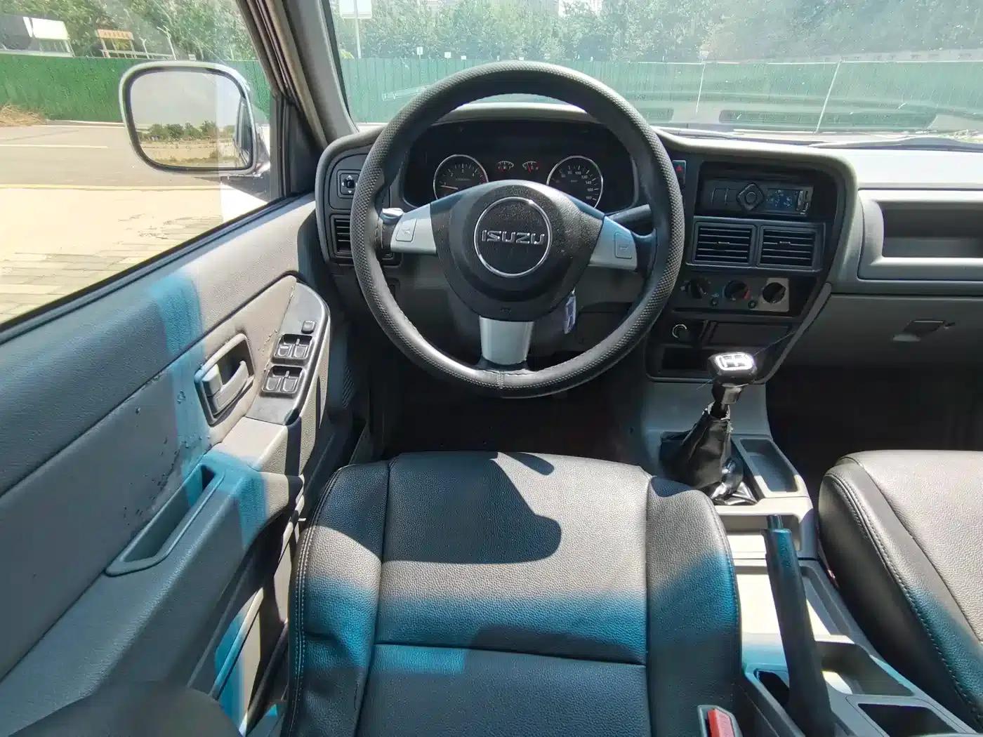 2015 Isuzu Pickup Truck 2.8T 2WD 4JB1CT — миниатюра 9