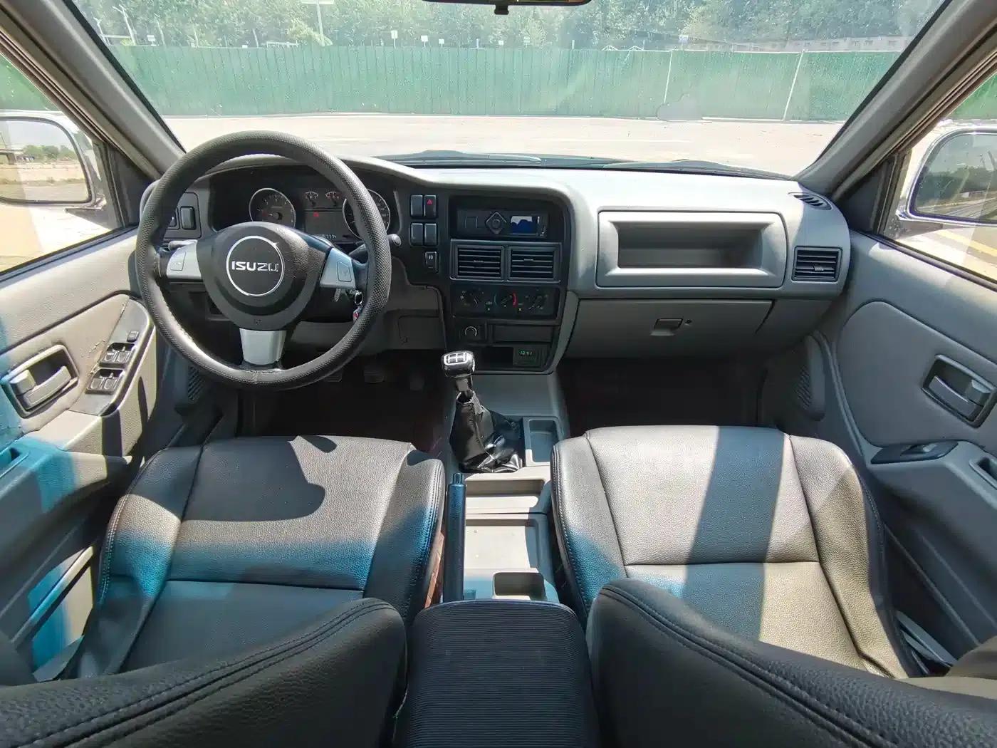 2015 Isuzu Pickup Truck 2.8T 2WD 4JB1CT — миниатюра 10