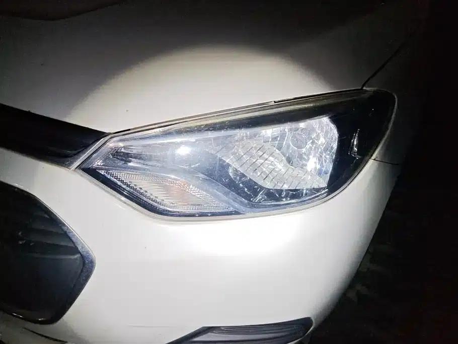 Chevrolet Aveo RV 2016 1.5L Automatic Comfortline Edition — миниатюра 5