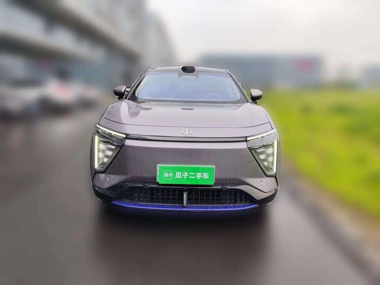 HiPhi Y 2023 560 km Elite Version — миниатюра 2