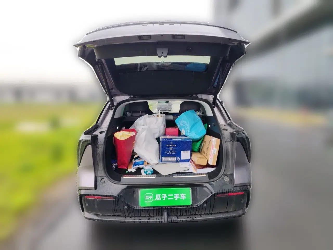 HiPhi Y 2023 560 km Elite Version — миниатюра 20