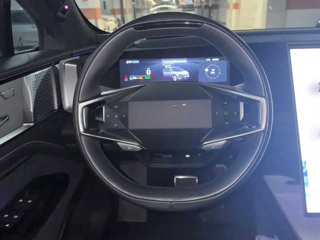 HiPhi Y 2023 560 km Pioneer Edition — миниатюра 11