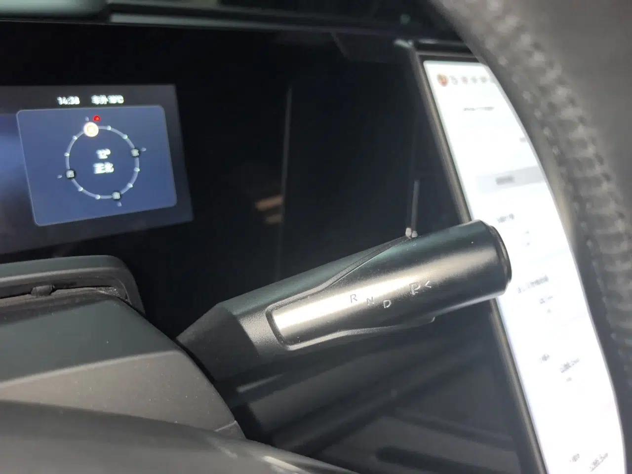 HiPhi Y 2023 560 km Pioneer Edition — миниатюра 15