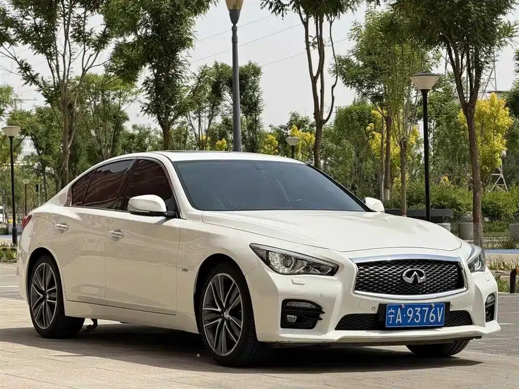 Infiniti Q50 2014 2.0T Luxury Sport Edition — миниатюра 3