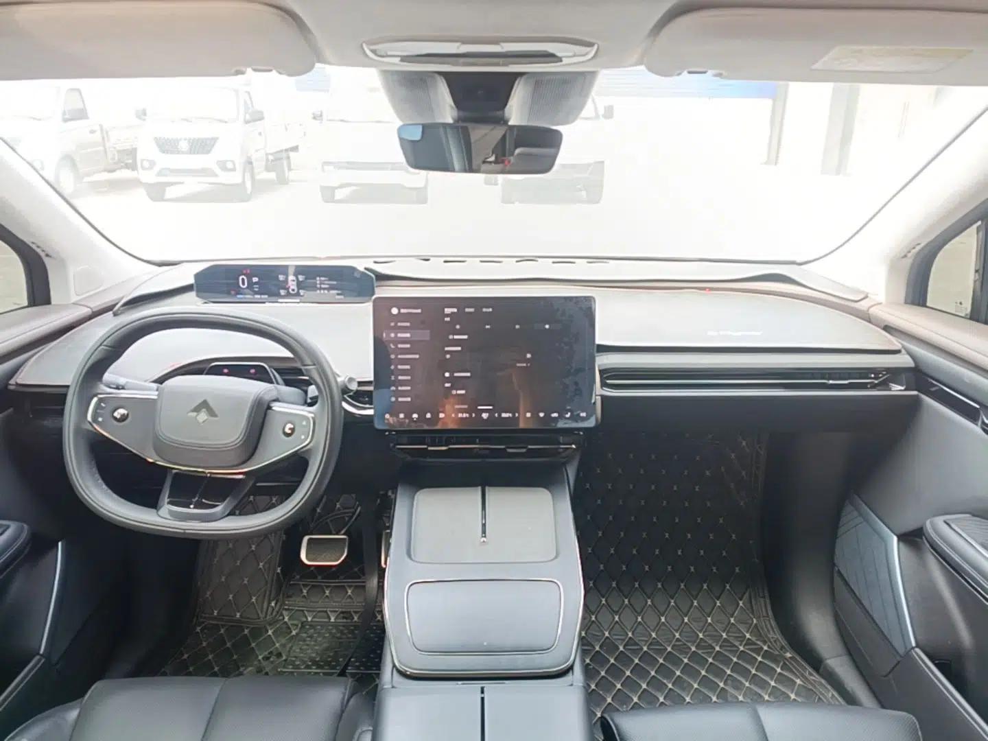 Hyptec HT 2023 670 Rear-Drive Ultra-High Voltage Version — миниатюра 13