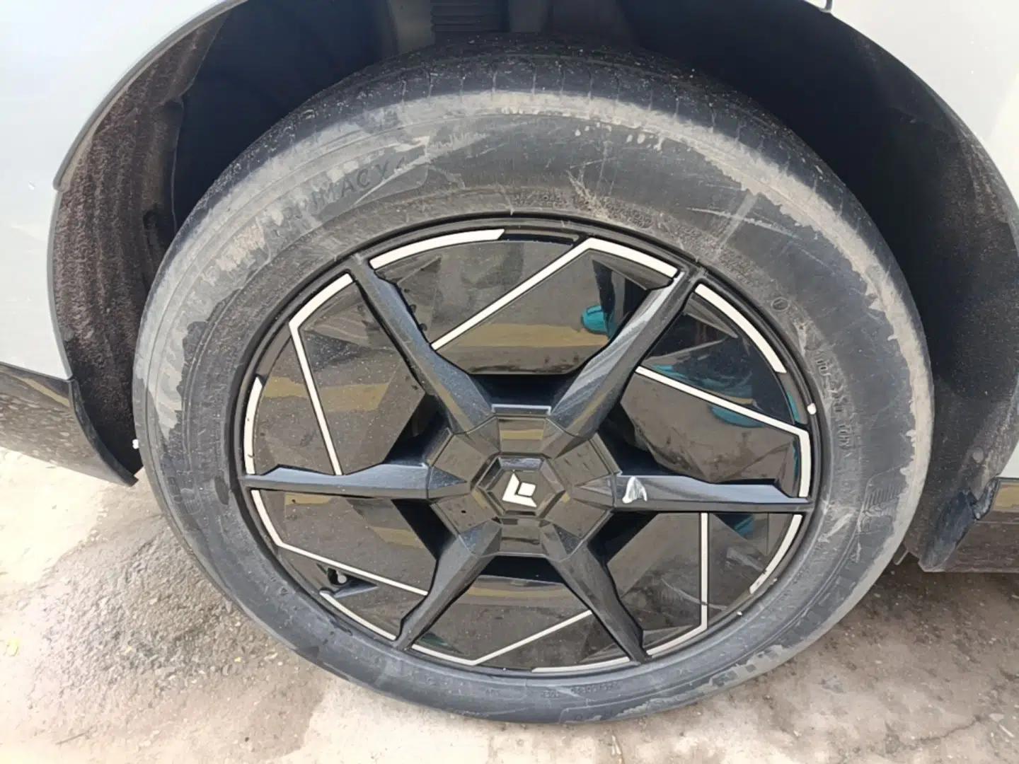 Hyptec HT 2023 670 Rear-Drive Ultra-High Voltage Version — миниатюра 10