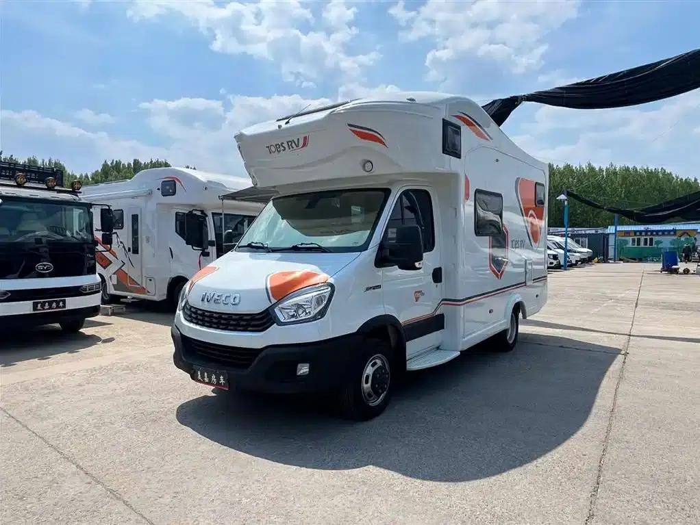 Iveco Daily C-type motorhome, 2022 model, 3.0T, premium customized version. — миниатюра 1