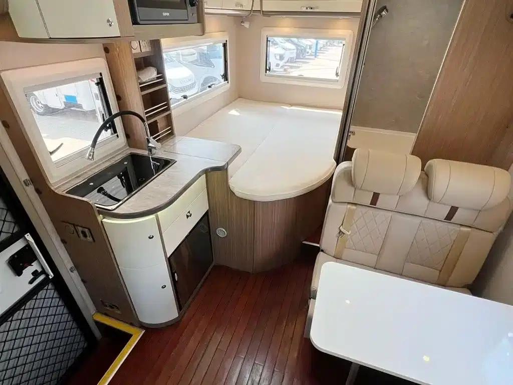 Iveco Daily C-type motorhome, 2022 model, 3.0T, premium customized version. — миниатюра 17