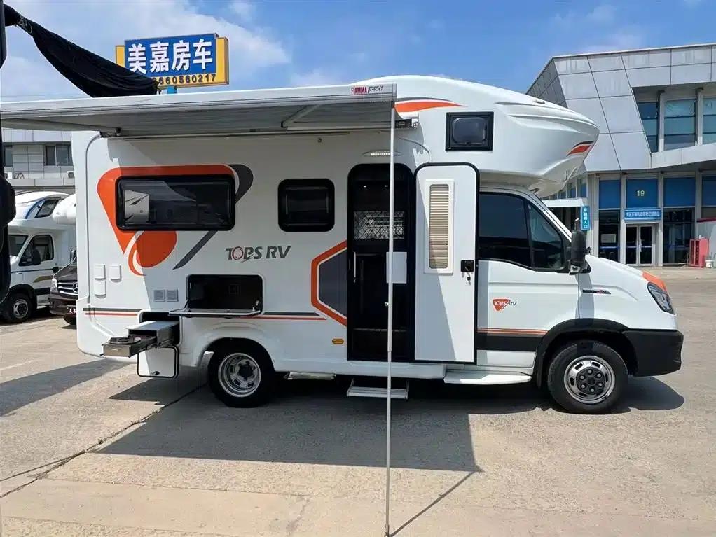 Iveco Daily C-type motorhome, 2022 model, 3.0T, premium customized version. — миниатюра 4