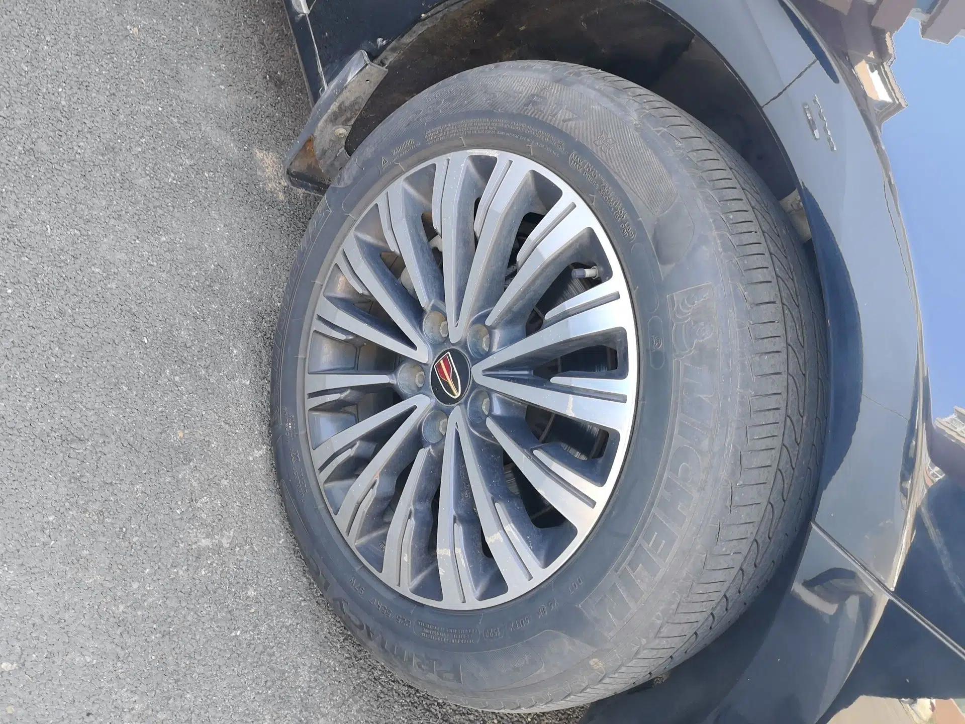 Hongqi H7 2019 2.0T Flagship Edition — миниатюра 8