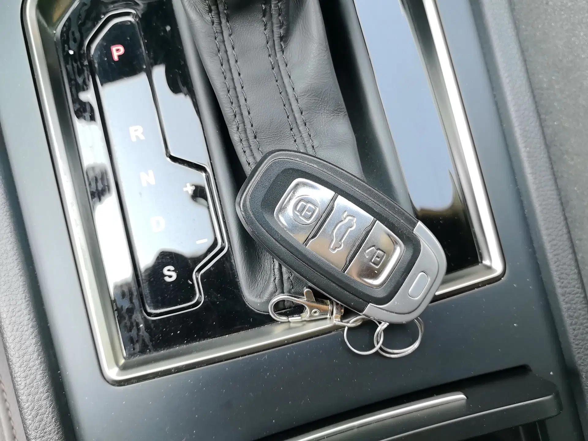 Hongqi H7 2019 2.0T Flagship Edition — миниатюра 9