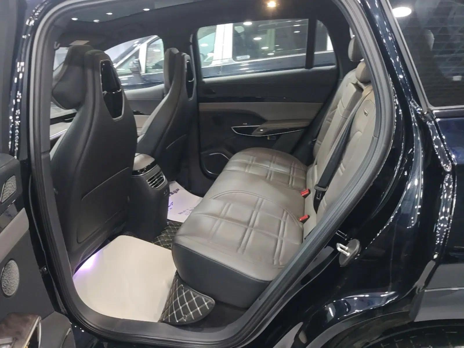 Hongqi Tiangong 08 2025 680 Ultra Four-Wheel-Drive Version — миниатюра 20