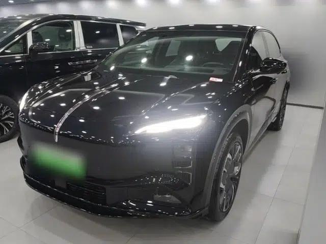 Hongqi Tiangong 08 2025 680 Ultra Four-Wheel-Drive Version