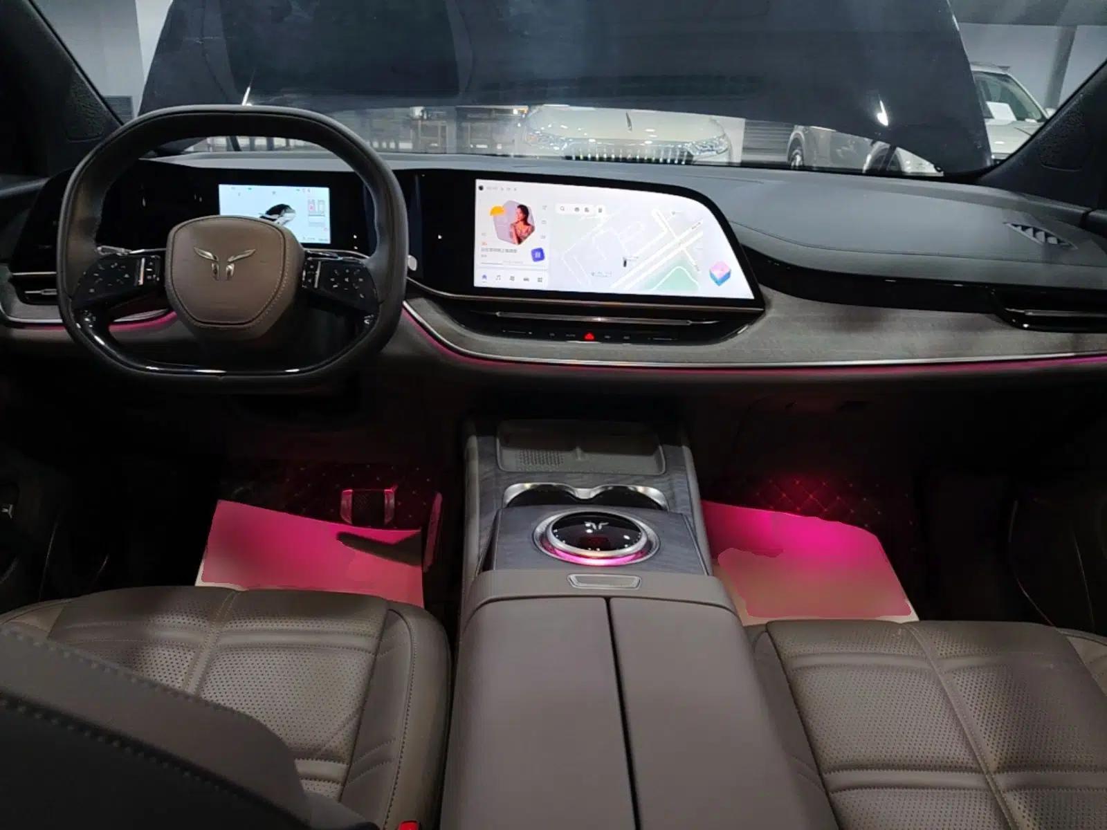 Hongqi Tiangong 08 2025 680 Ultra Four-Wheel-Drive Version — миниатюра 13