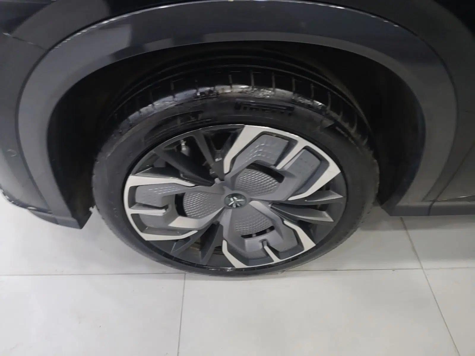 Hongqi Tiangong 08 2025 680 Ultra Four-Wheel-Drive Version — миниатюра 8