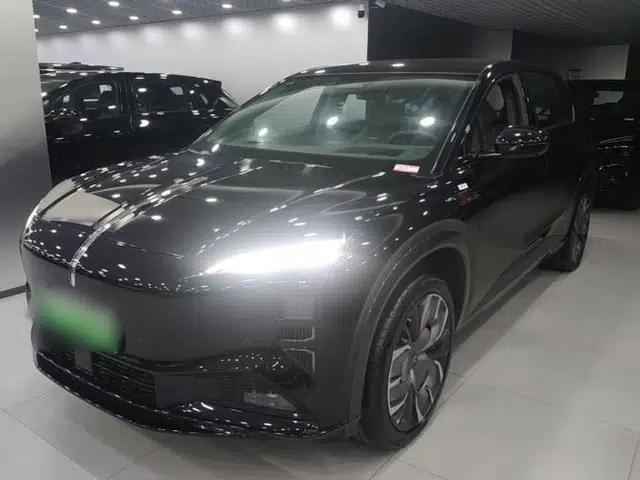 Hongqi Tiangong 08 2025 680 Ultra Four-Wheel-Drive Version