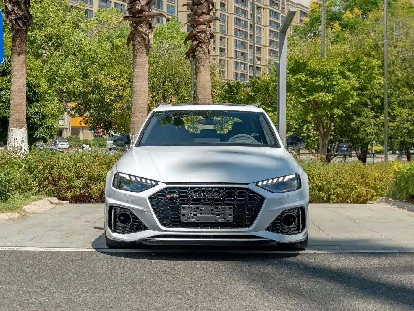 2024 Audi RS 4 RS4 Avant Sport Edition — миниатюра 2