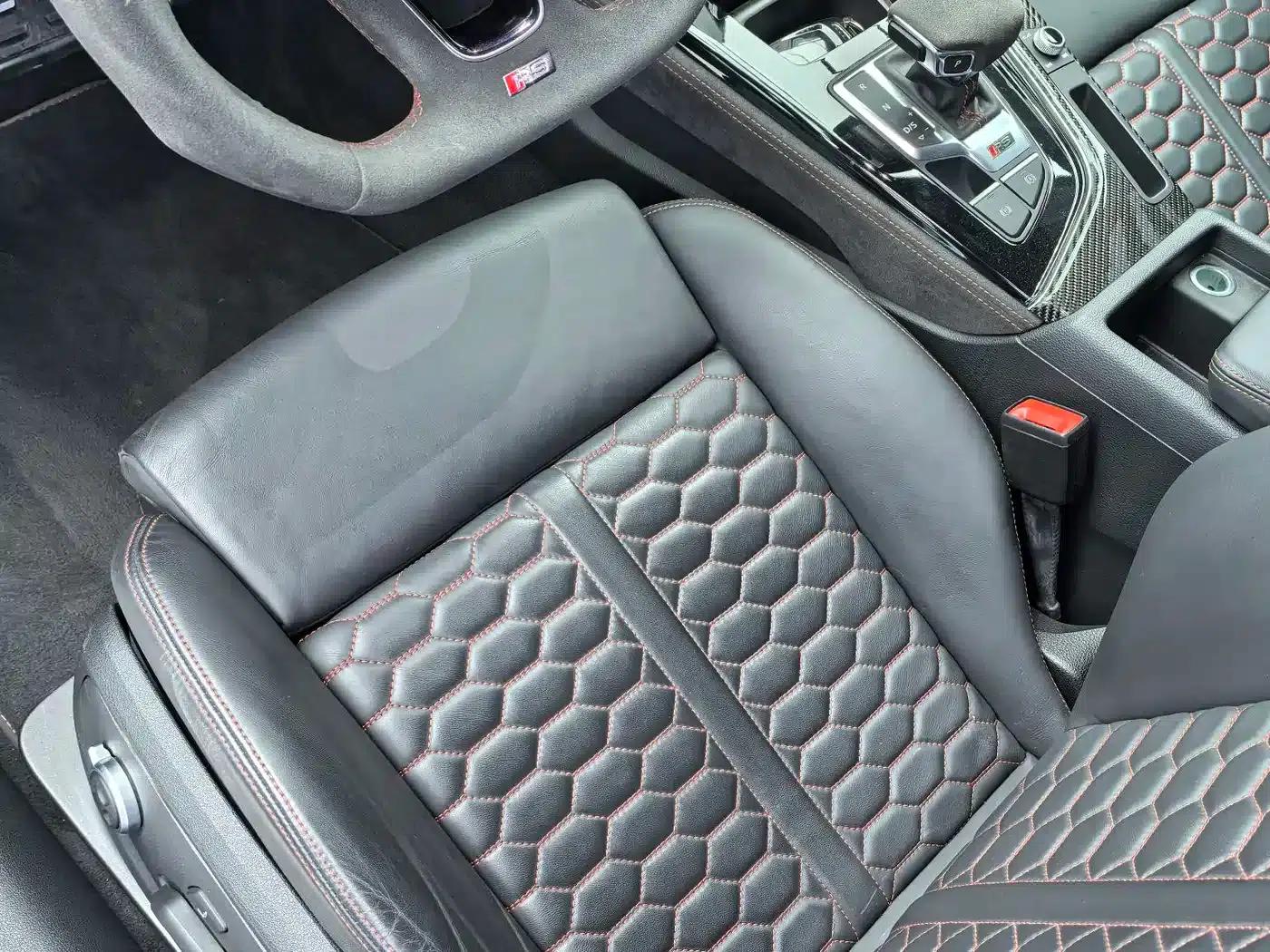 2021 Audi RS 4 RS4 Avant Dark Gold Edition — миниатюра 12