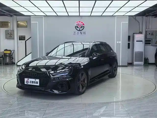 2021 Audi RS 4 RS4 Avant Dark Gold Edition