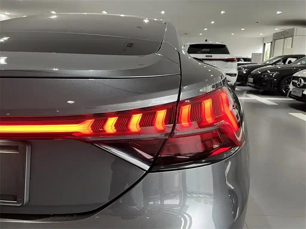 Audi e-tron GT 2023 Base Model — миниатюра 16