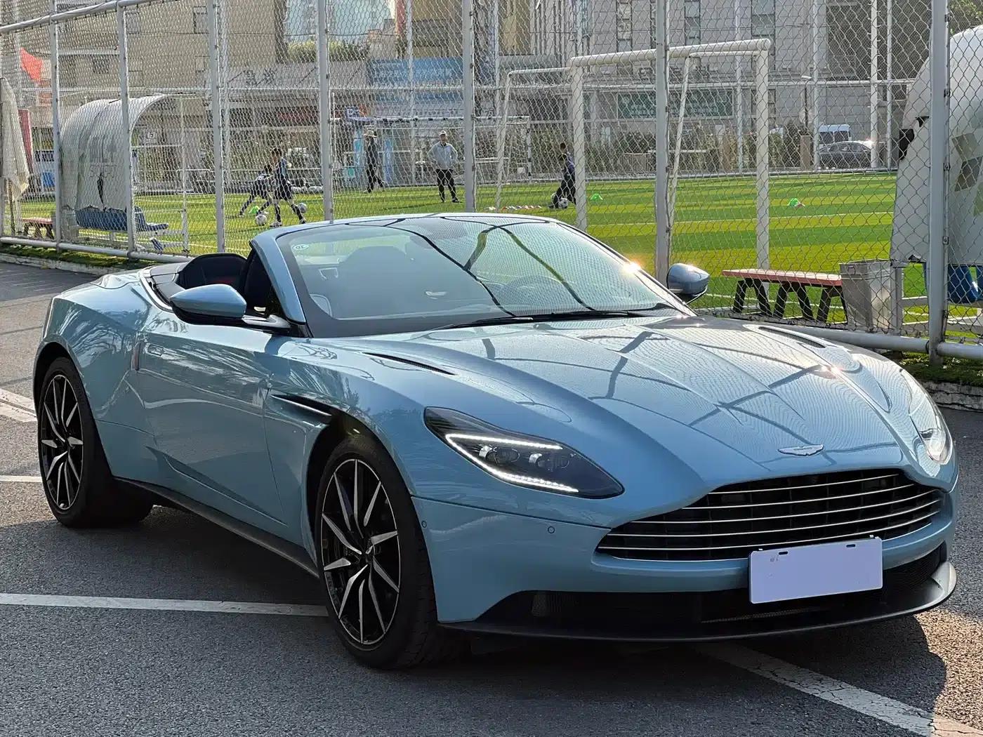 Aston Martin DB11 2019 4.0T V8 Volante — миниатюра 3