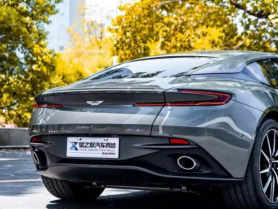 Aston Martin DB11 2020 4.0T V8 Coupe — миниатюра 13
