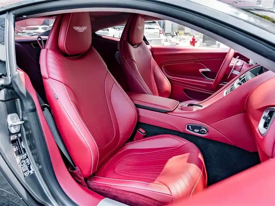 Aston Martin DB11 2020 4.0T V8 Coupe — миниатюра 29