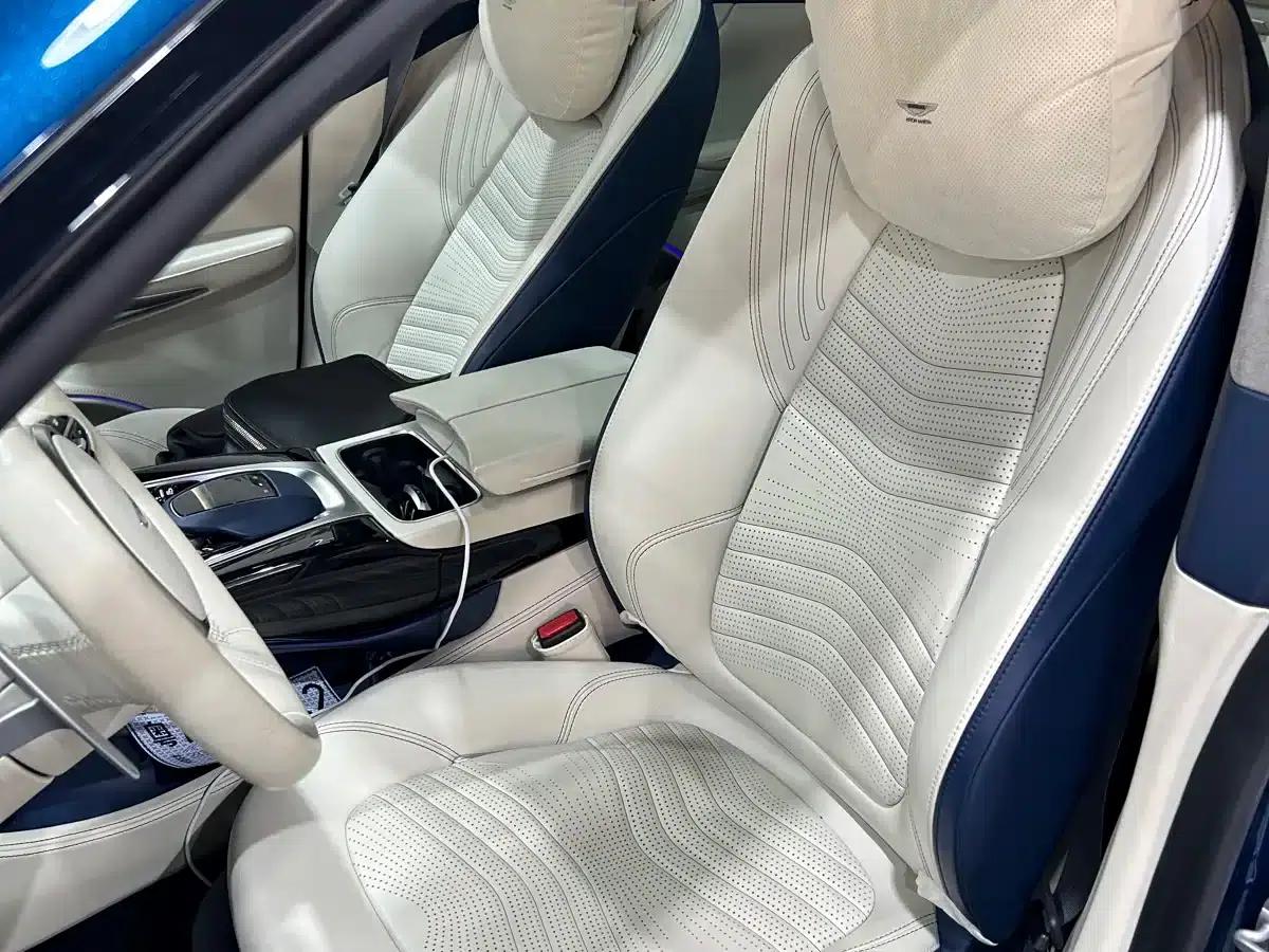 Aston Martin DBX 2020 4.0T V8 — миниатюра 5