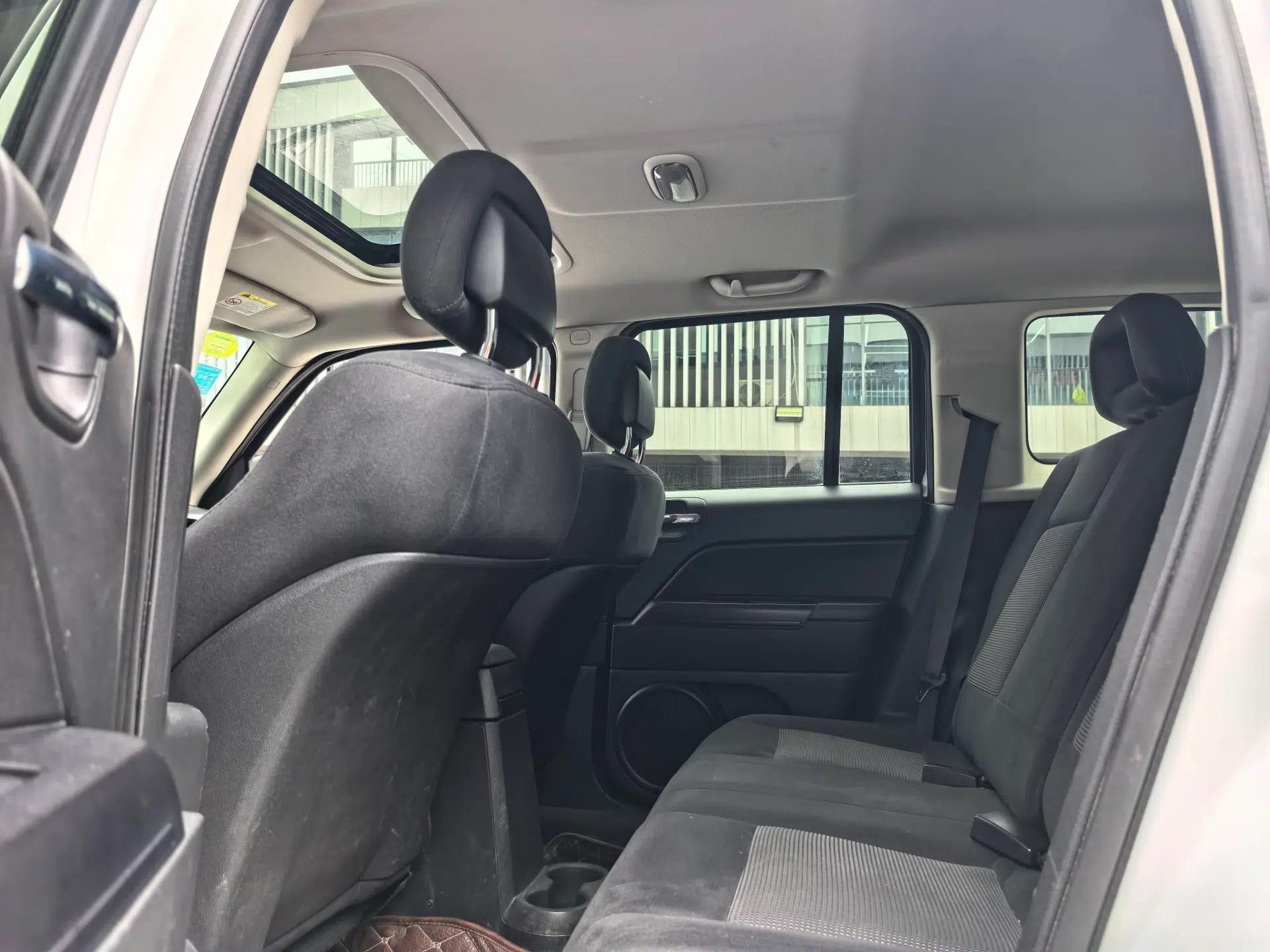 Jeep Patriot 2014 2.4L Sport Edition — миниатюра 25