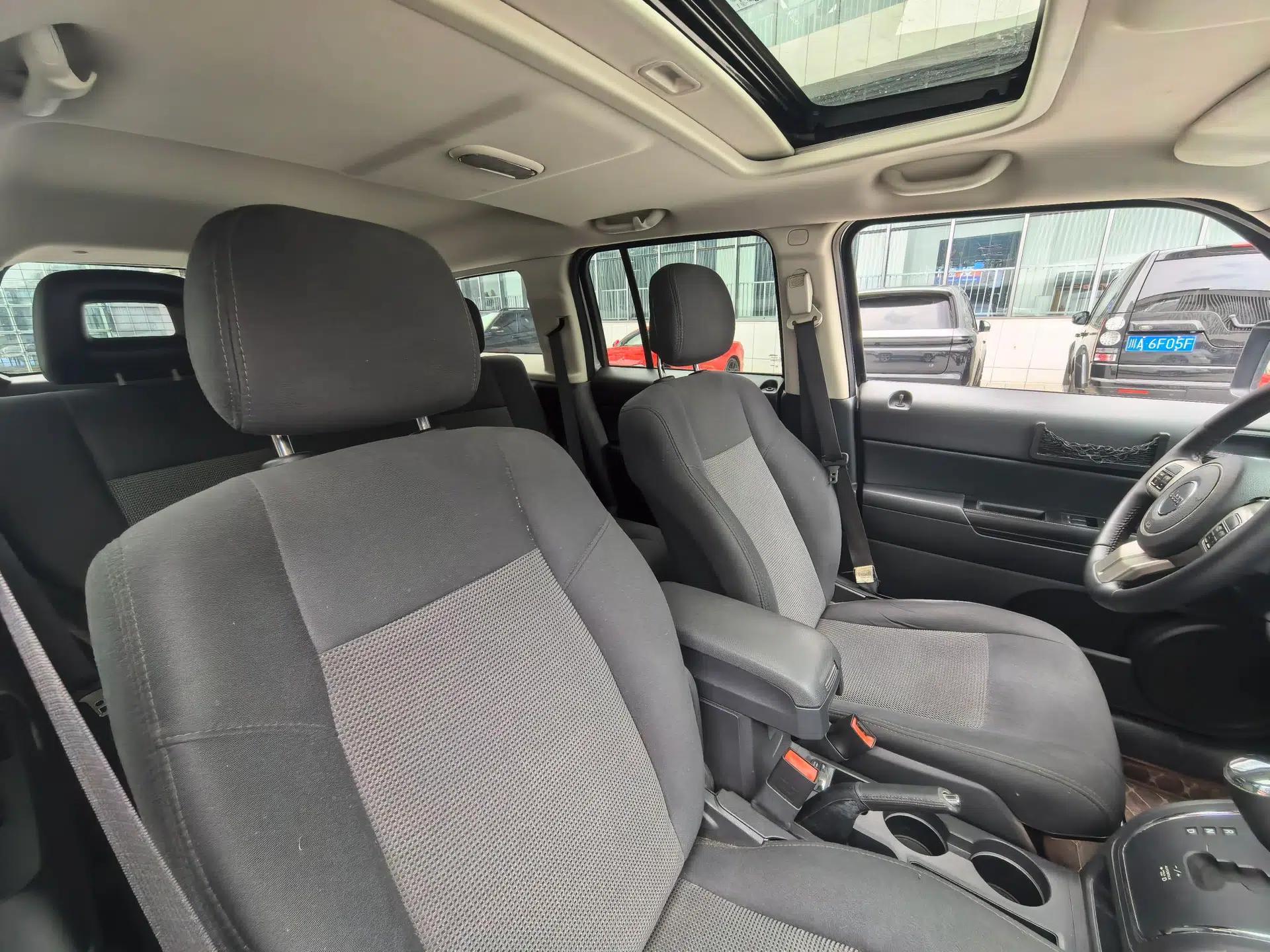Jeep Patriot 2014 2.4L Sport Edition — миниатюра 27