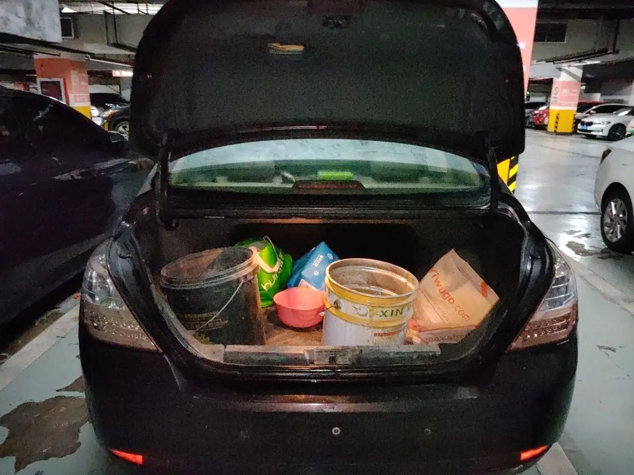 Geely Auto Classic Emgrand 2013 Sedan 1.5L Manual Entry-Level Model — миниатюра 20