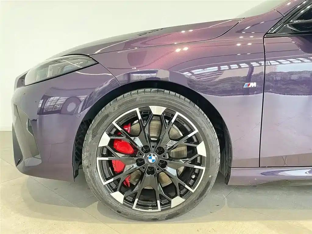 2025 BMW M235L — миниатюра 16