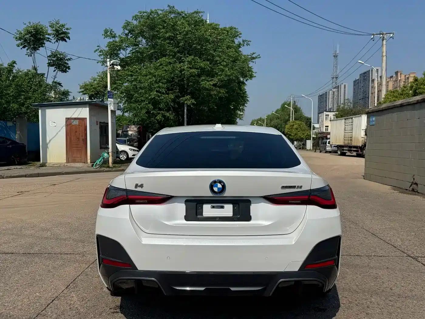 BMW i4 2023 eDrive35 — миниатюра 14