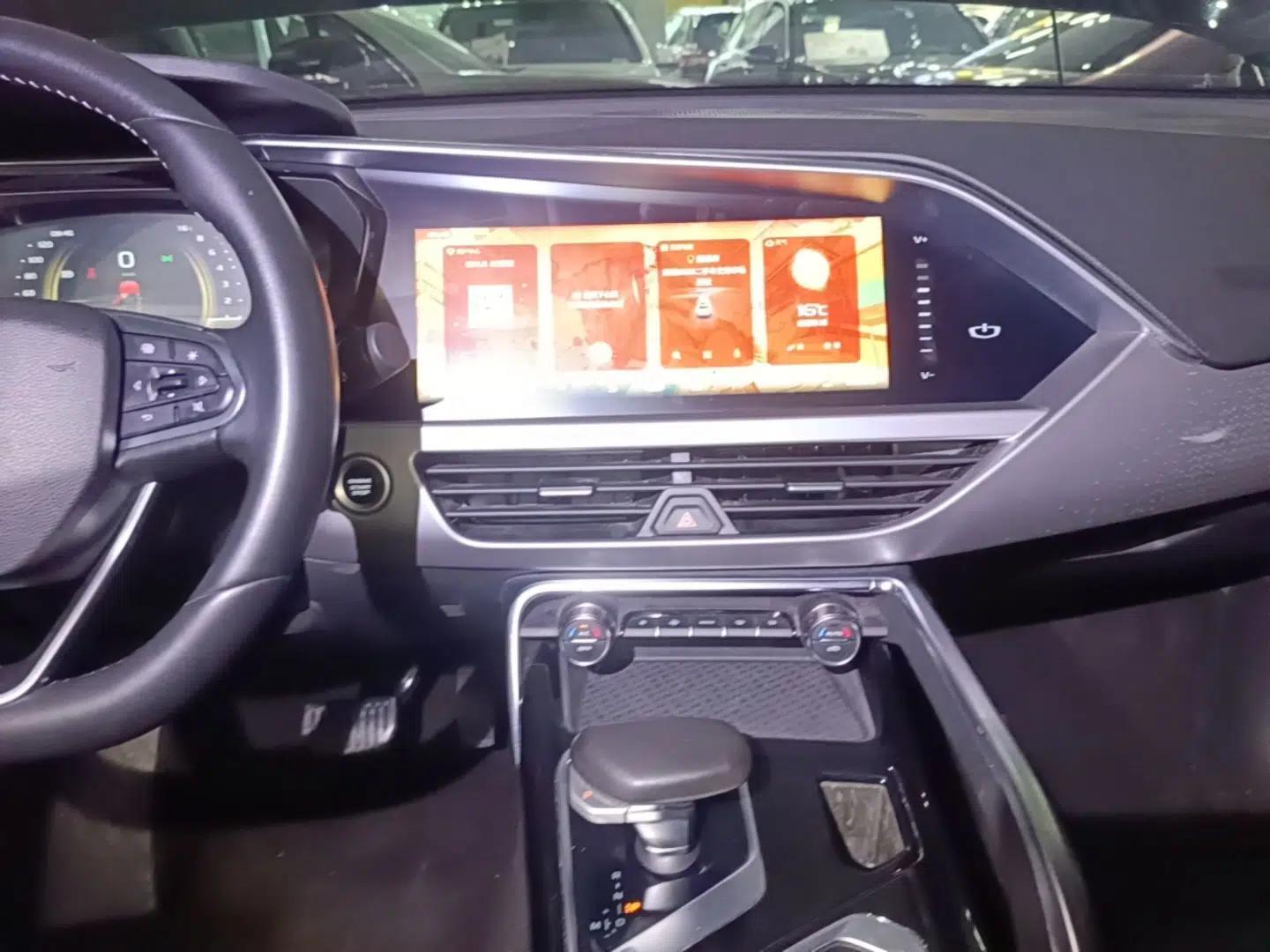Geely Auto Monjaro S 2021 2.0TD DCT Two-Wheel Drive Lightning Edition — миниатюра 16