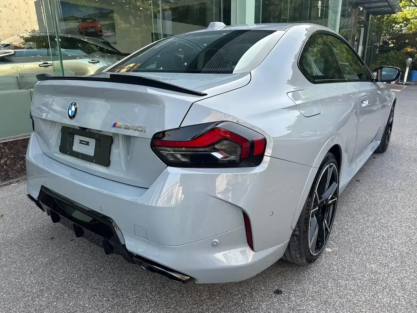 2026 BMW M240i — миниатюра 8